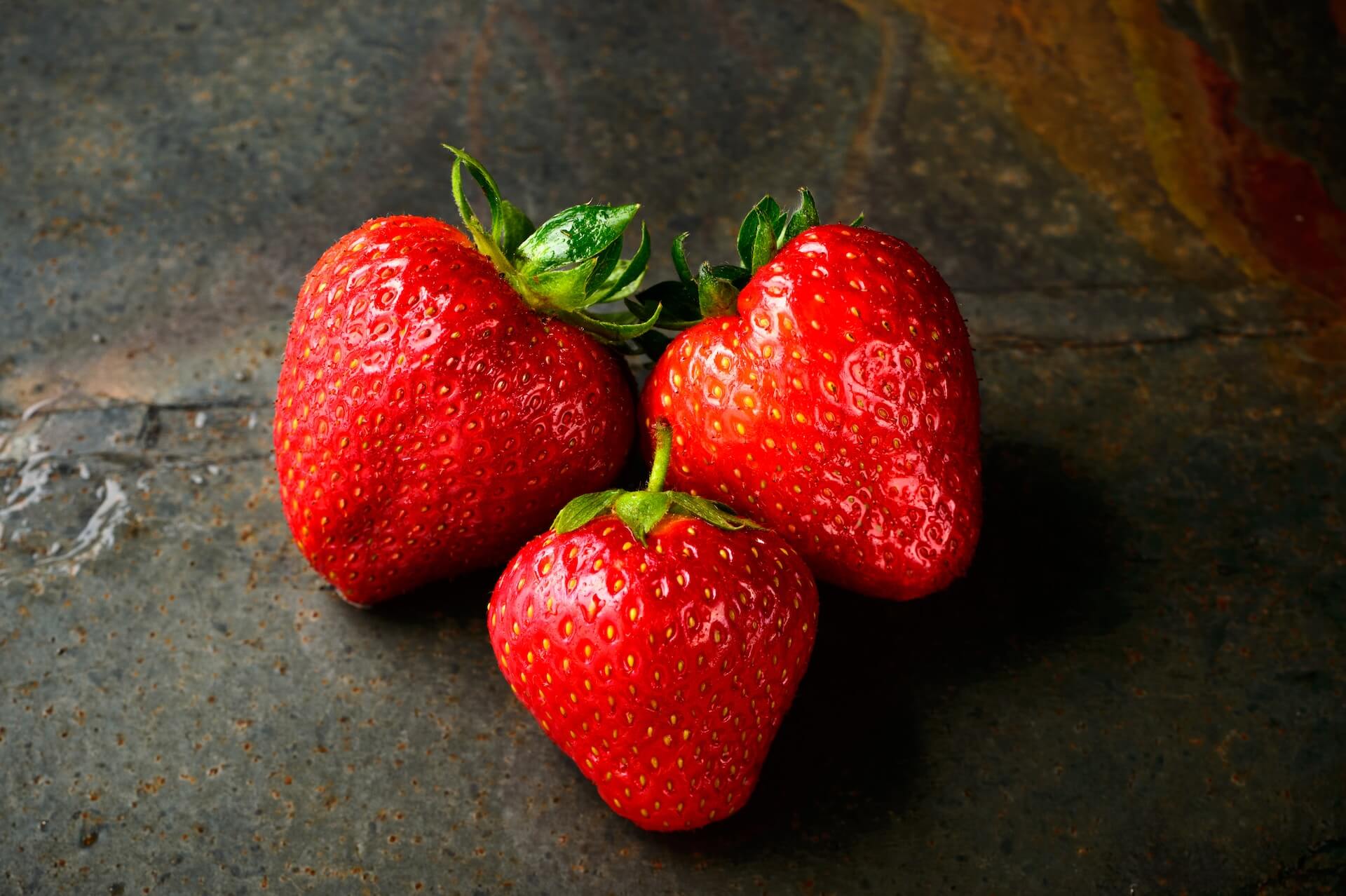 extract DNA from a strawberry